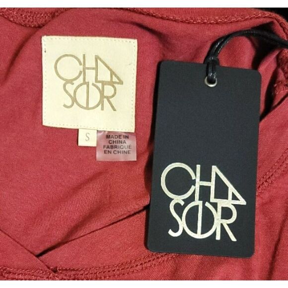 NWT - Chaser Henley Tunic Top. Cranberry - Size S - Picture 6 of 7